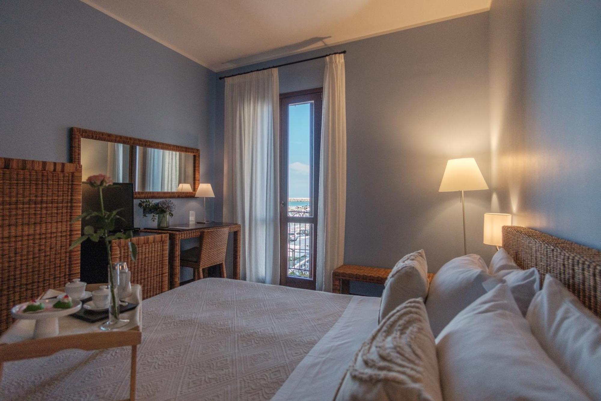 Deluxe Double Room Sea View