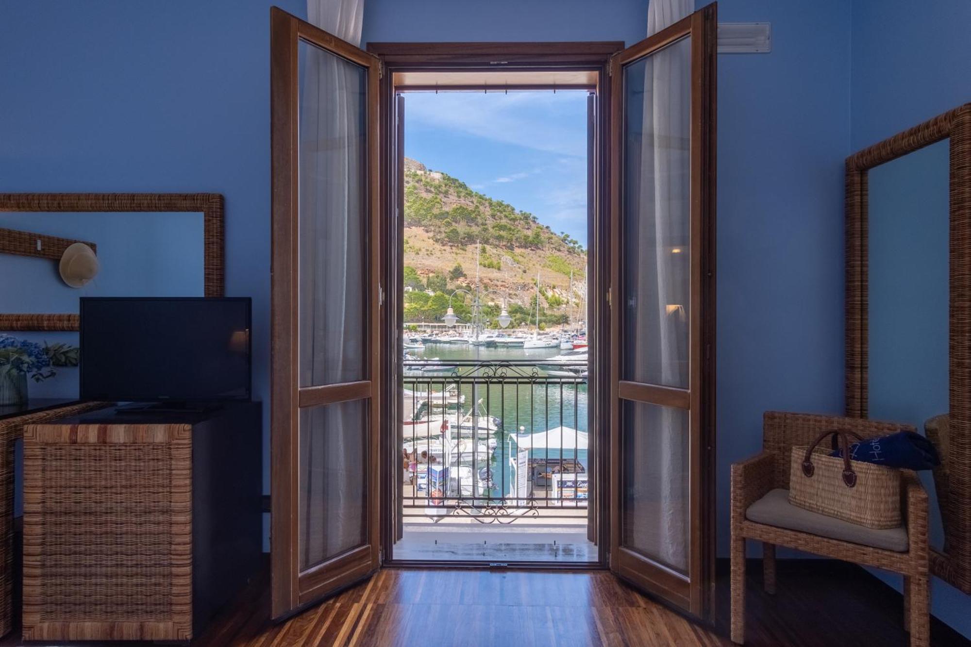 Deluxe Double Room Sea View