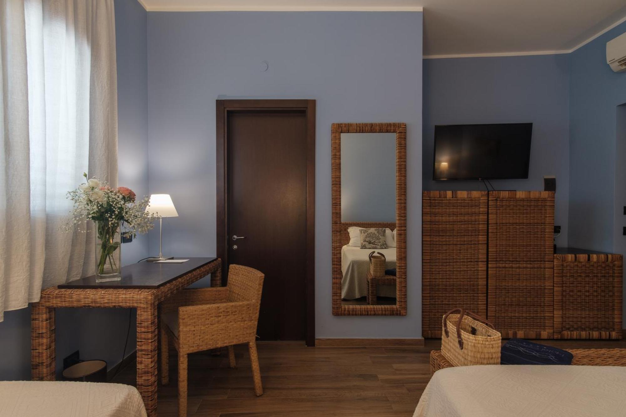 Classic Triple Room