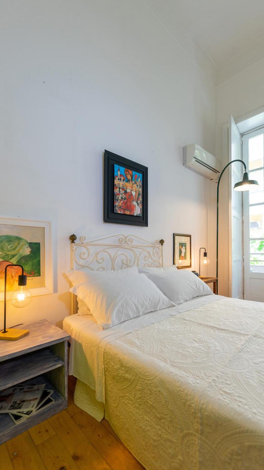 Double Room Private External Bathroom