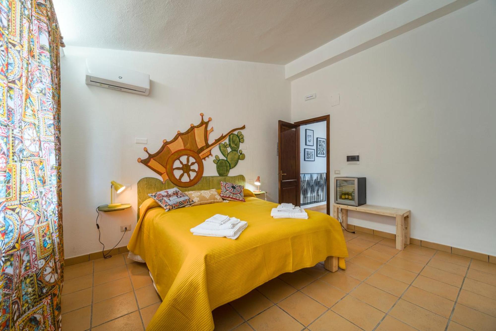 Large Double Room