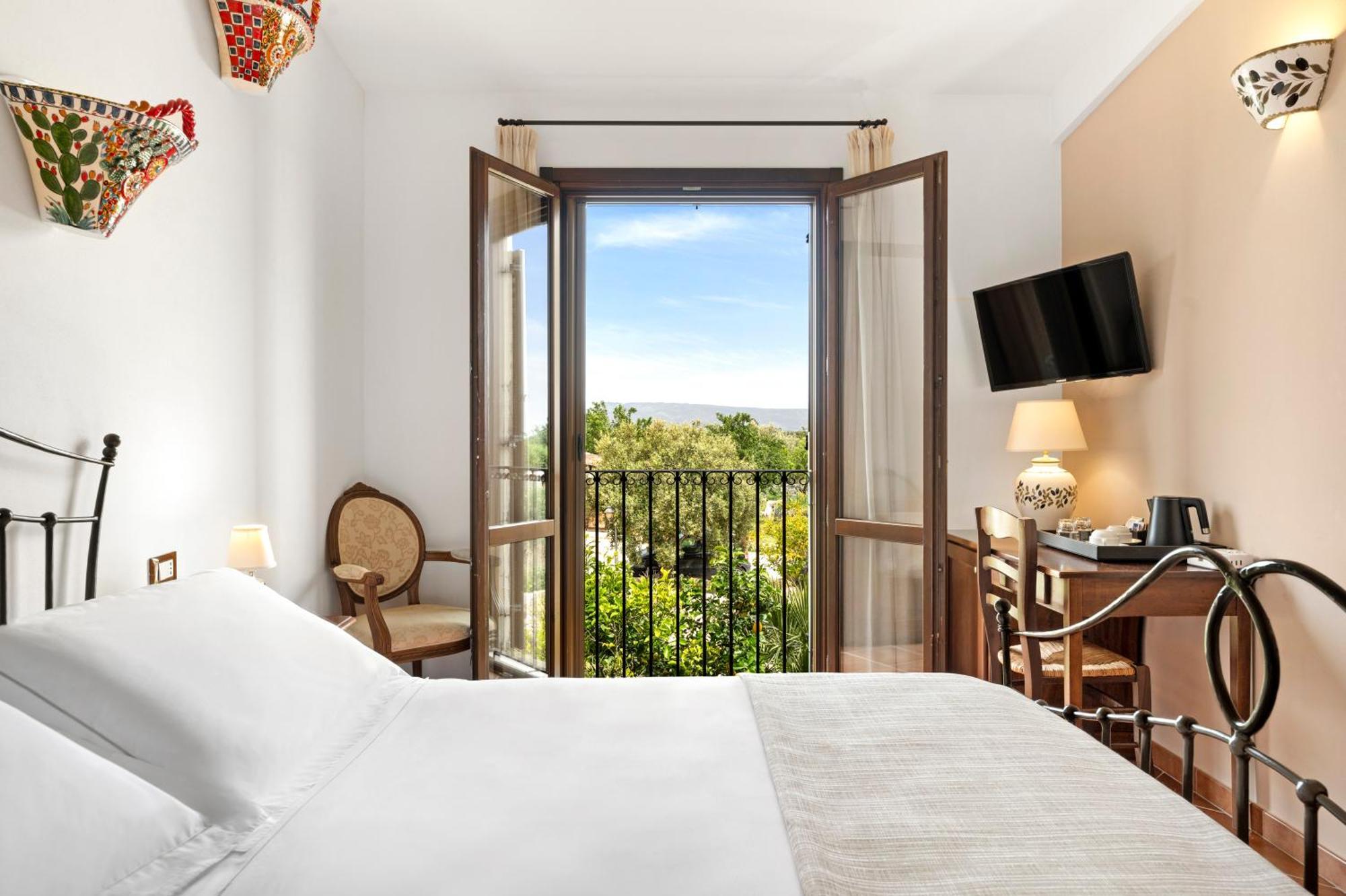 Double Room with Sea View,1587499070:JPEG