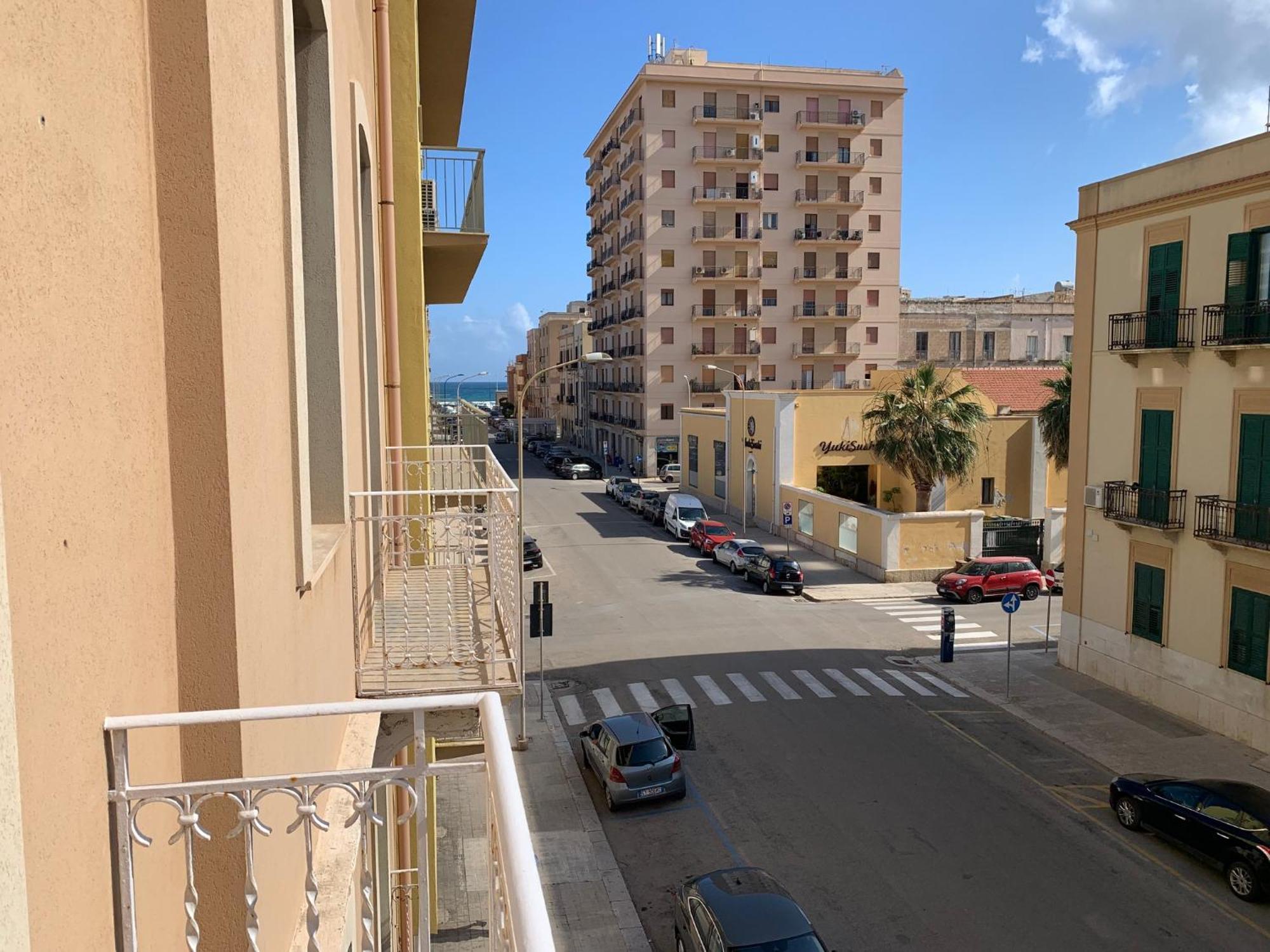 One-Bedroom Apartment Balcony Sea View,1604773505:JPEG