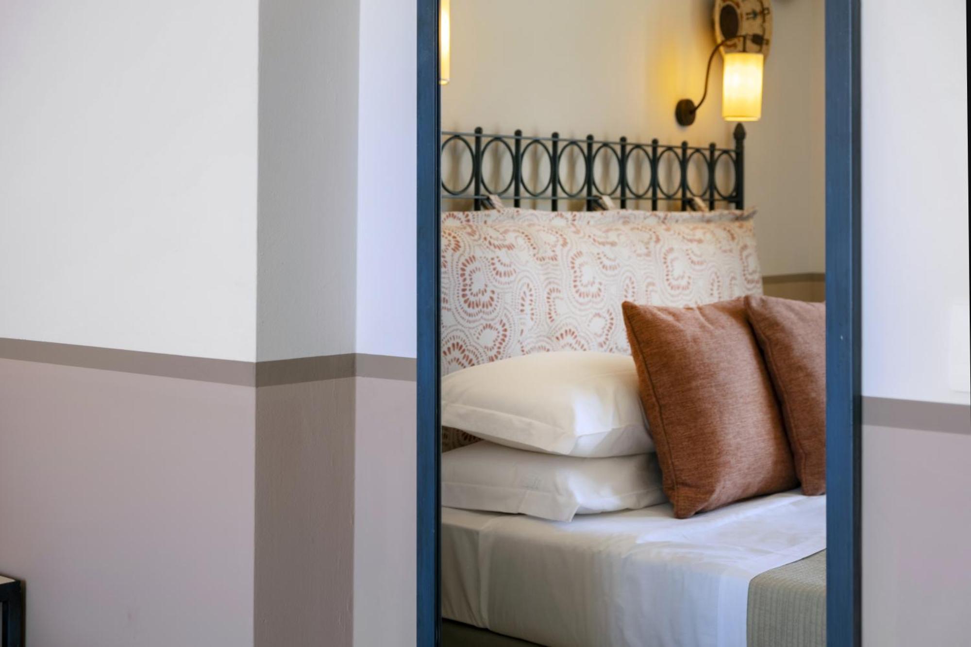 Standard Double Room,1609313532:JPEG
