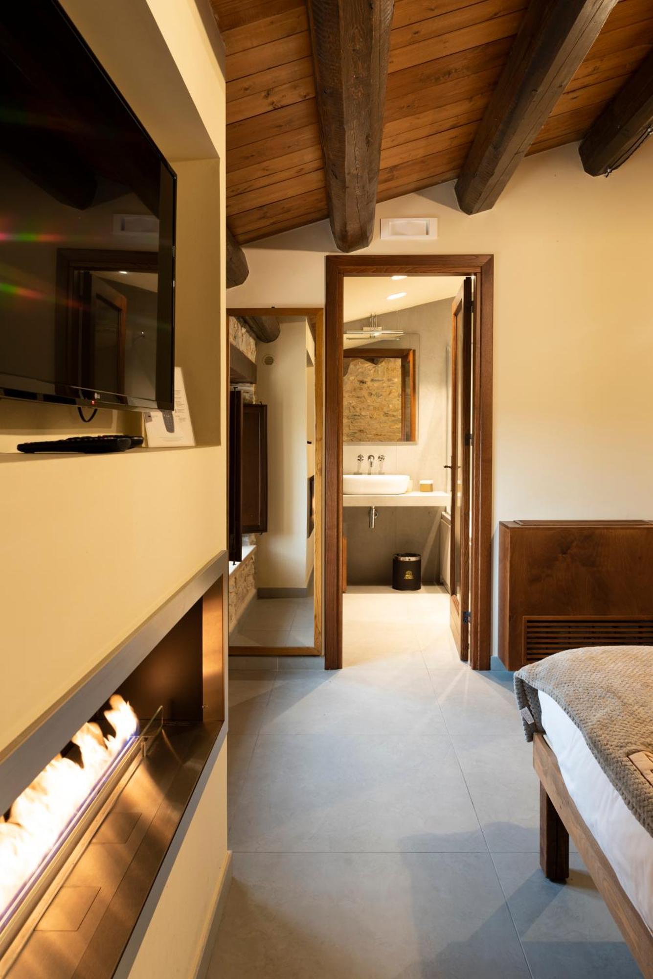 Suite Spa Bath
