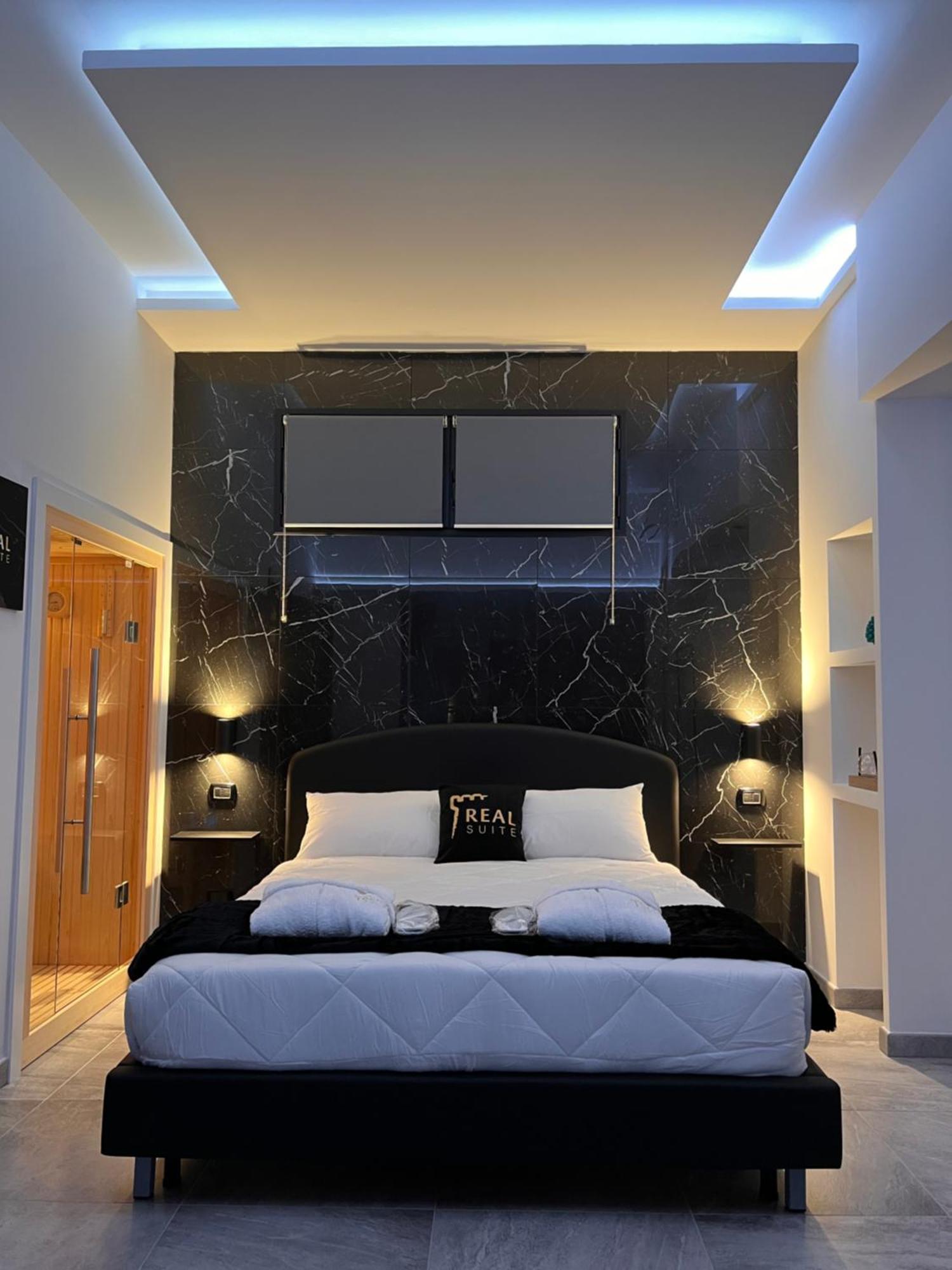 King Room Spa Bath