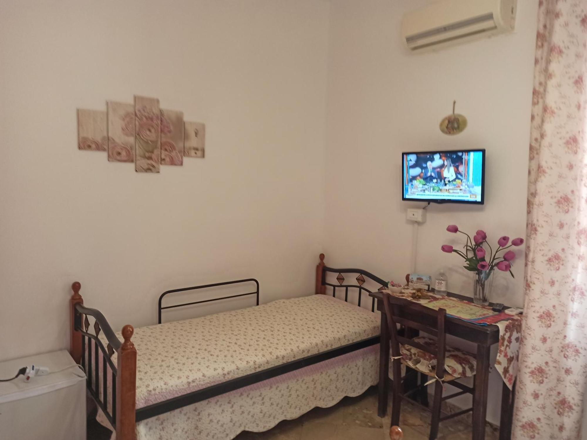 Double Room Private Bathroom