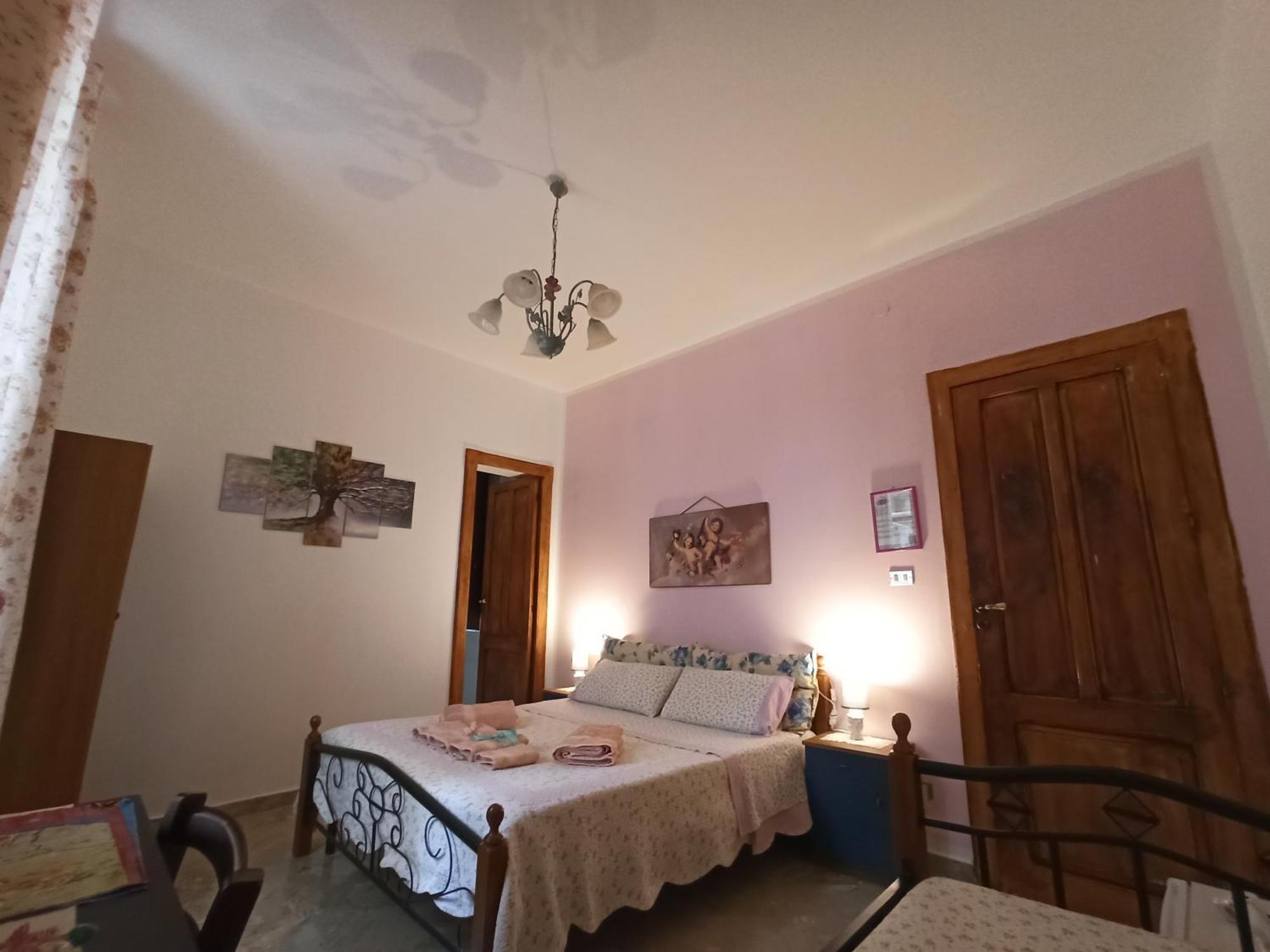 Double Room Private Bathroom