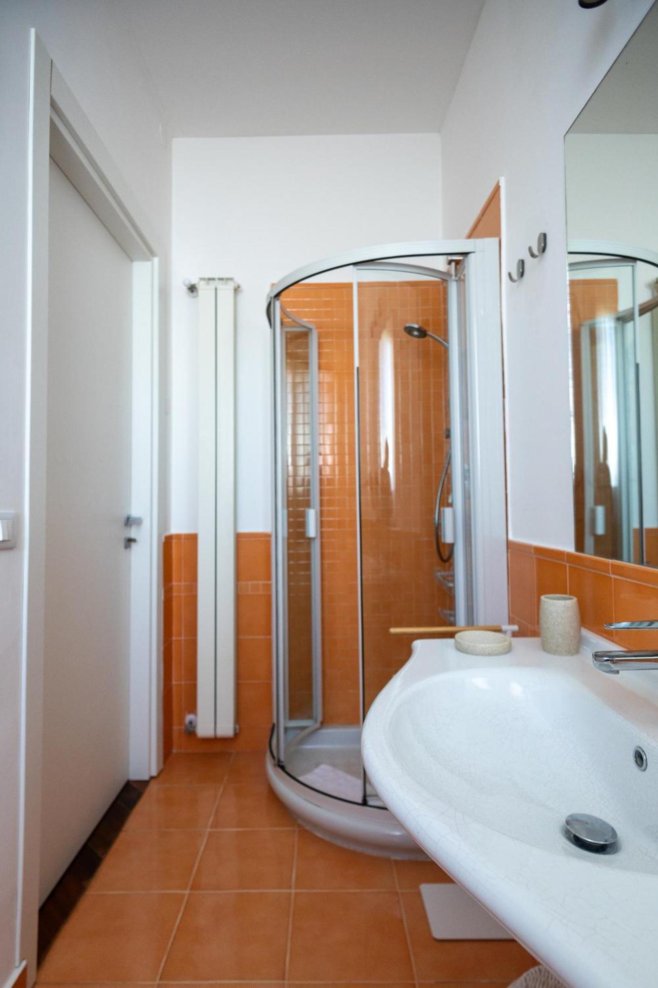 Double Room Private External Bathroom