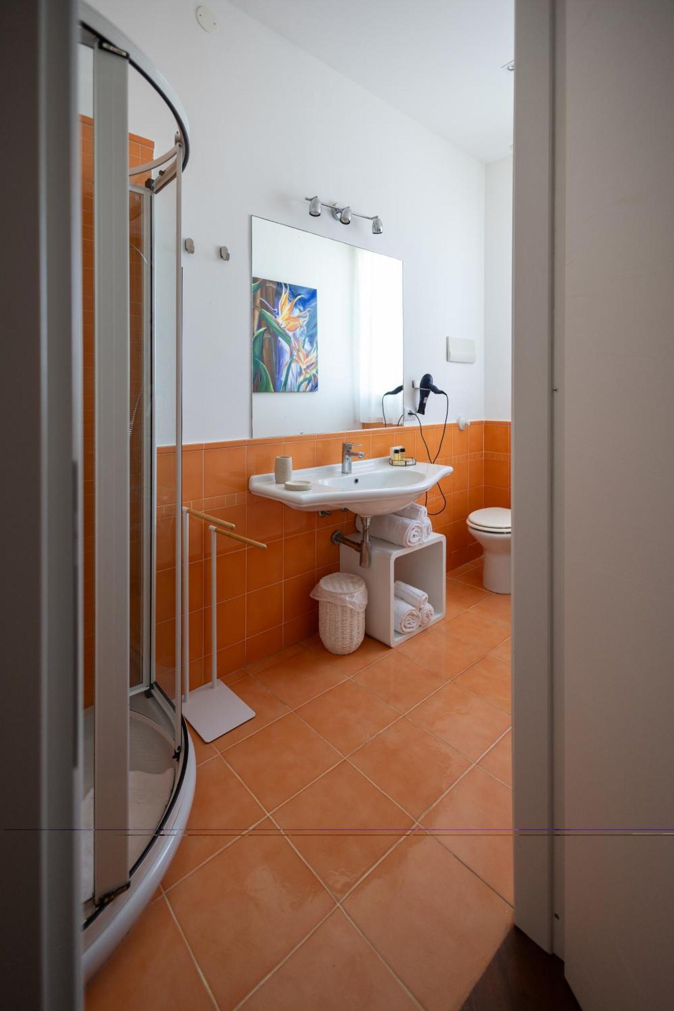 Double Room Private External Bathroom