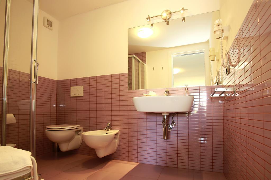 Double or Twin Room Terrace