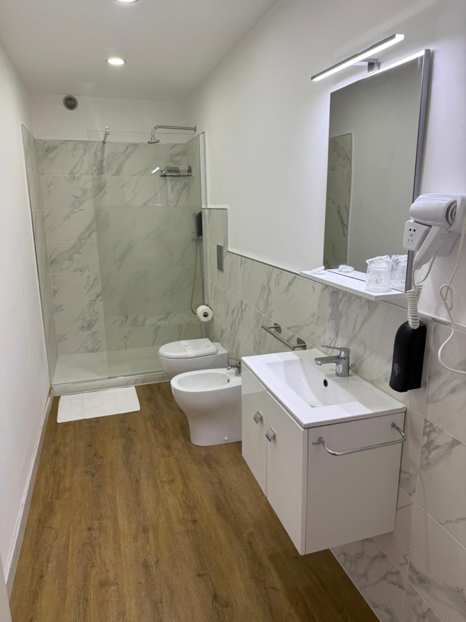 Large Double Room