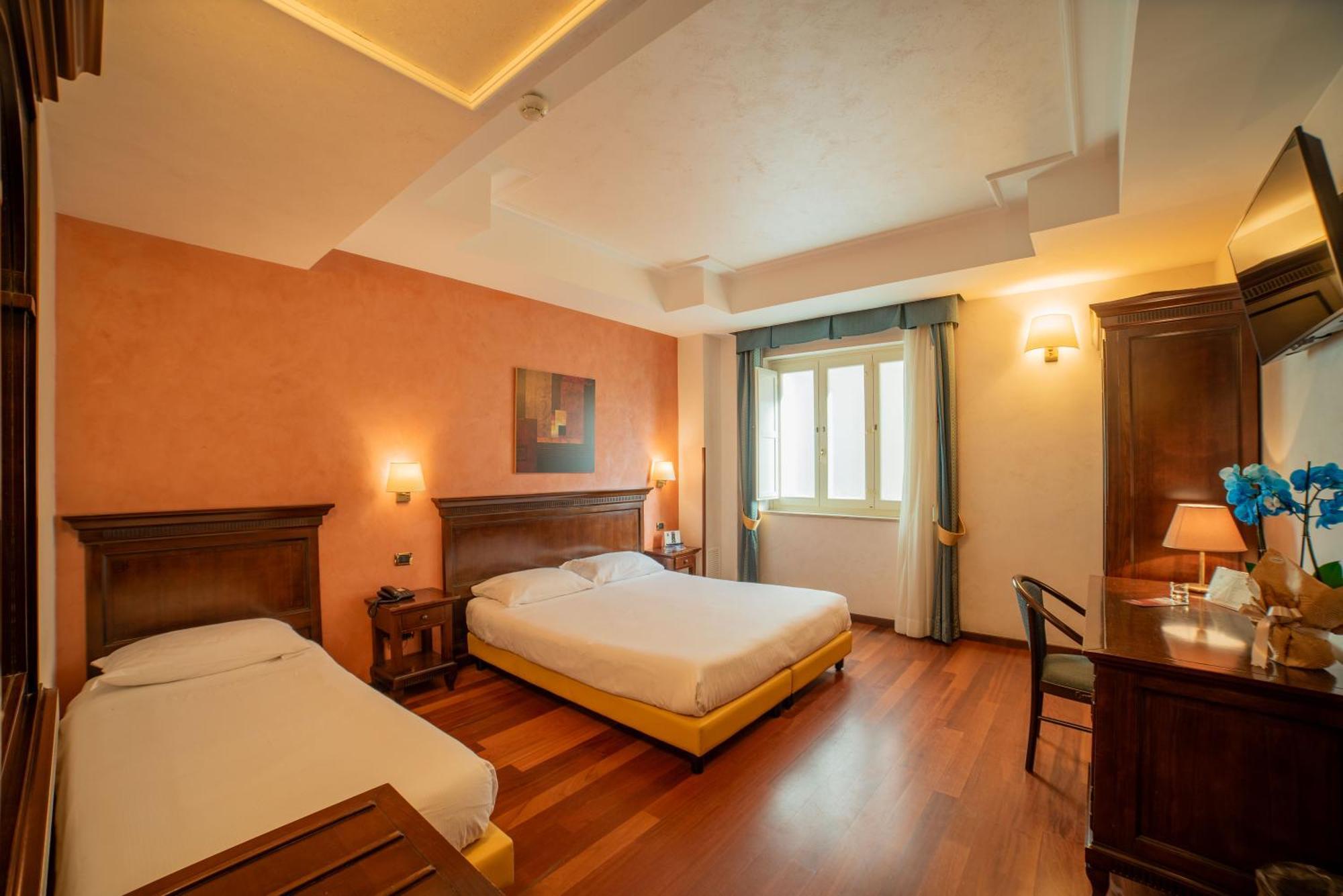 Classic Triple Room