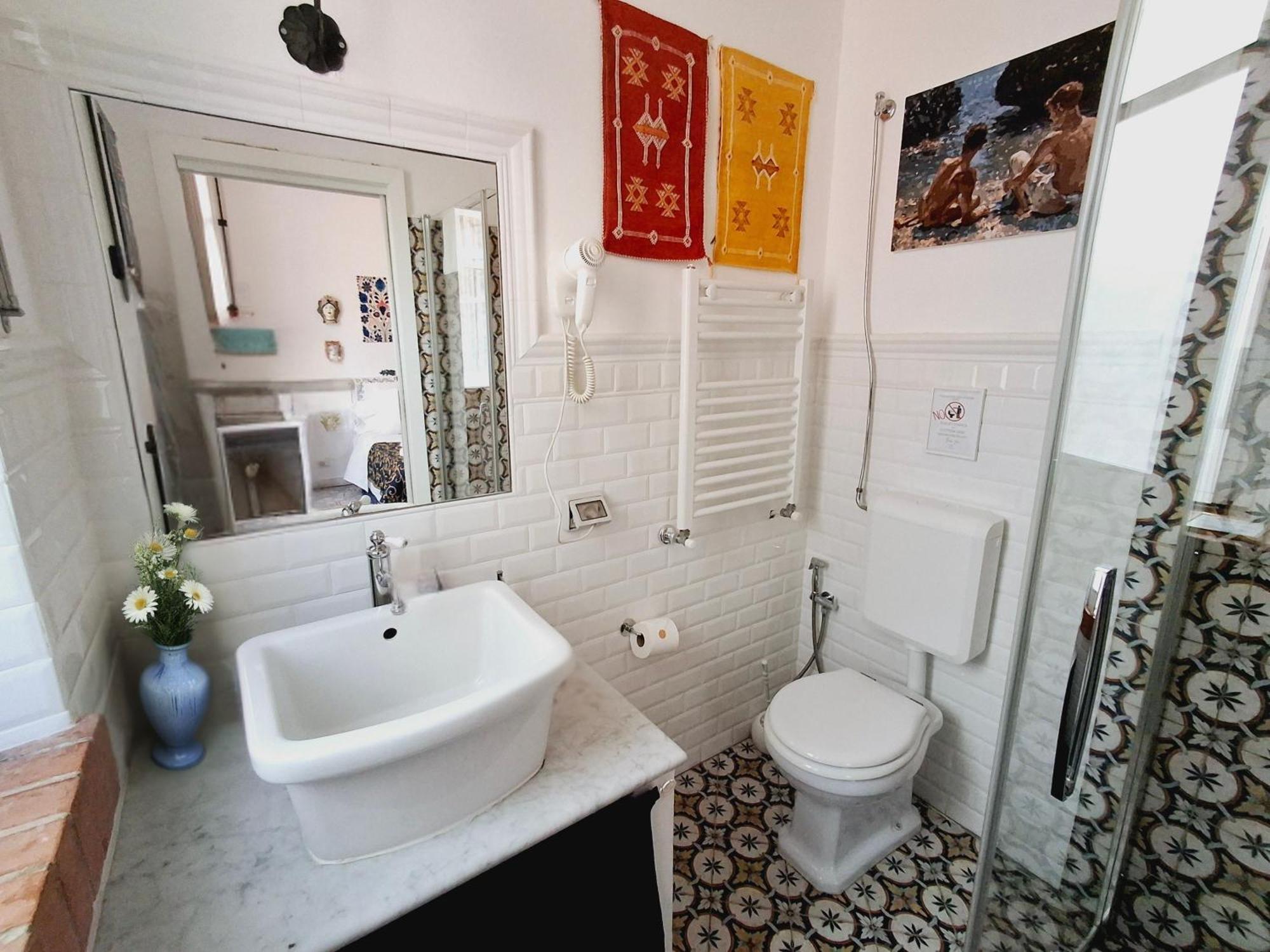 Double Room Private Bathroom