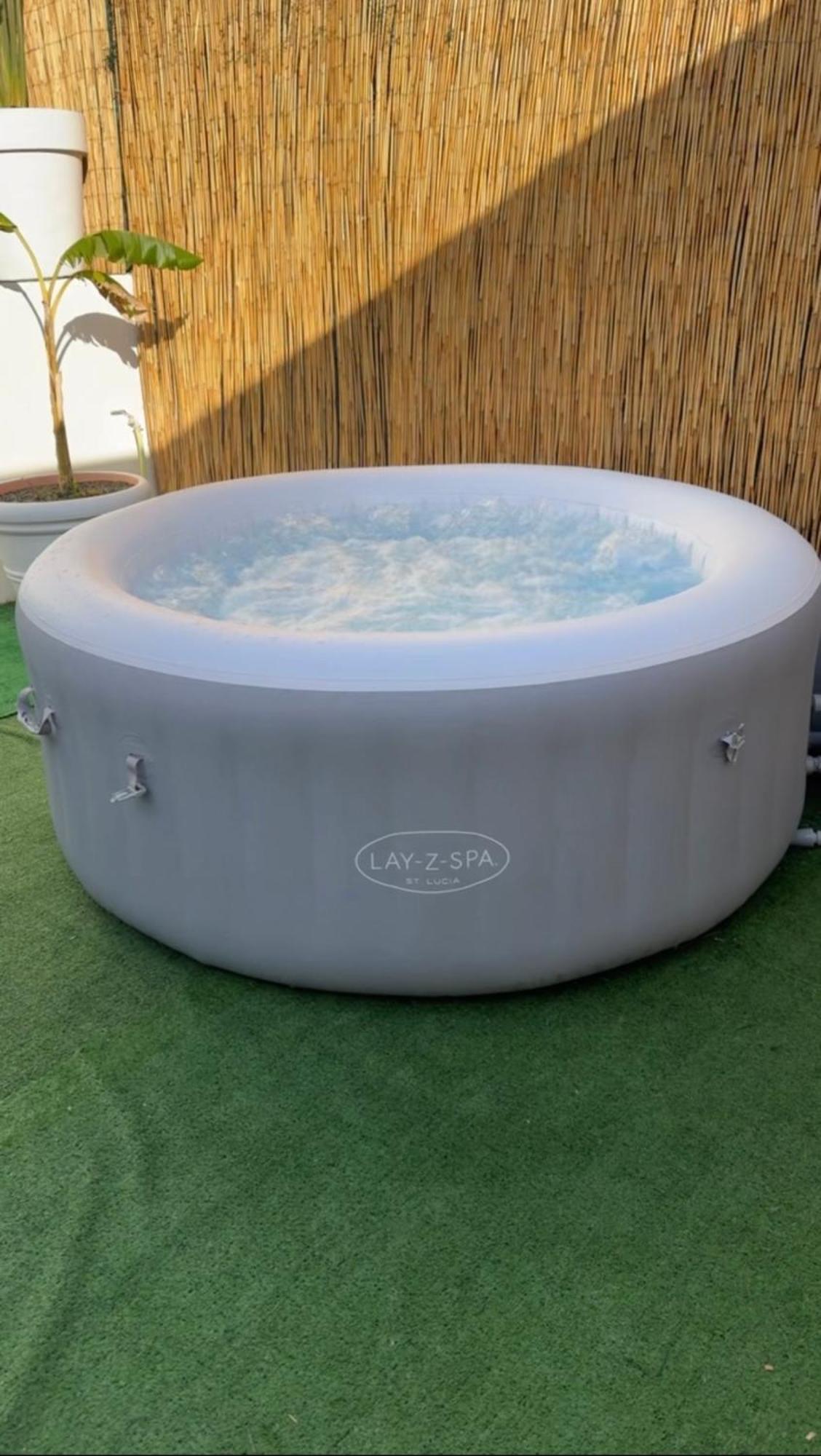 Deluxe Double Room Bath