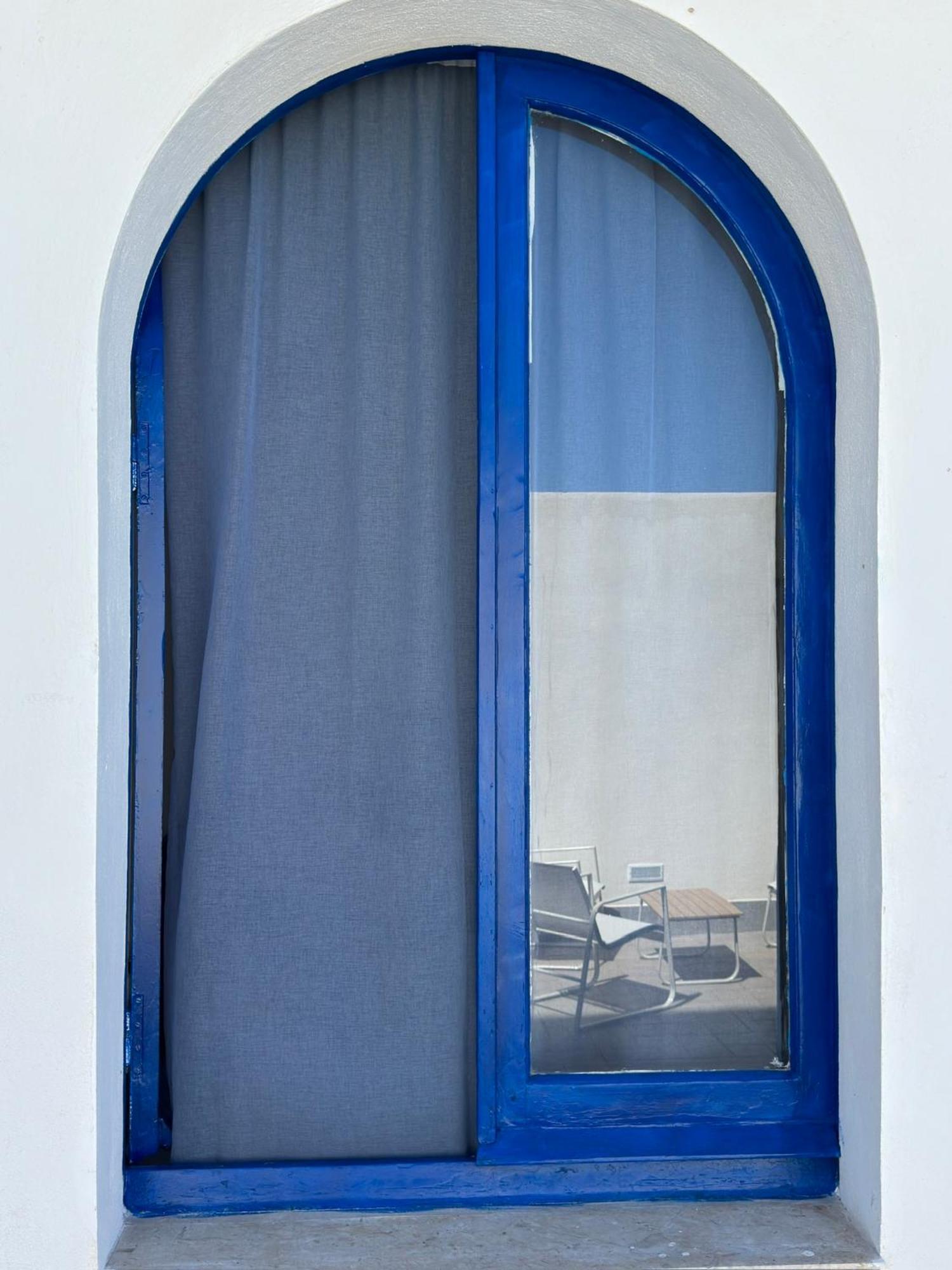 Deluxe Double Room Shower,1665492410:JPEG