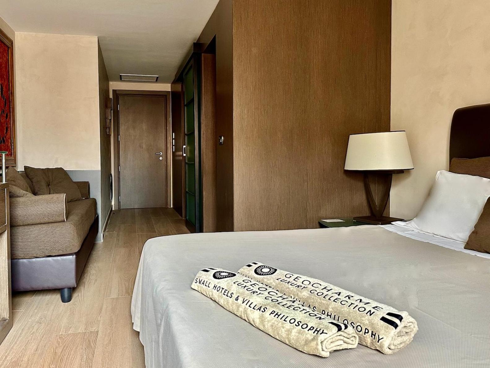 Large Deluxe Triple Room