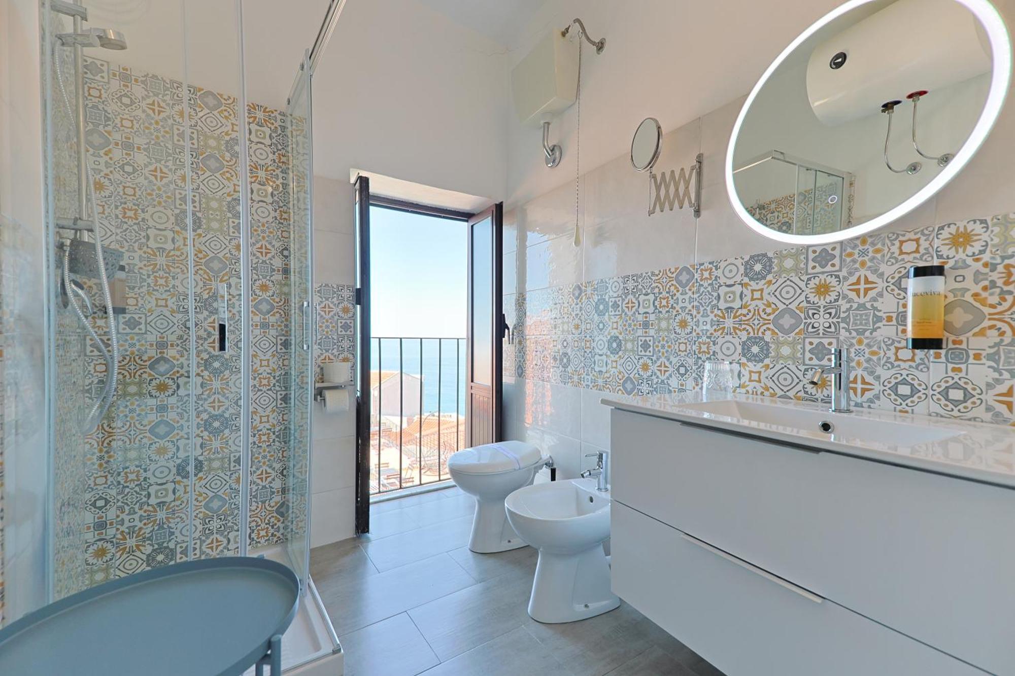 Triple Room Sea View