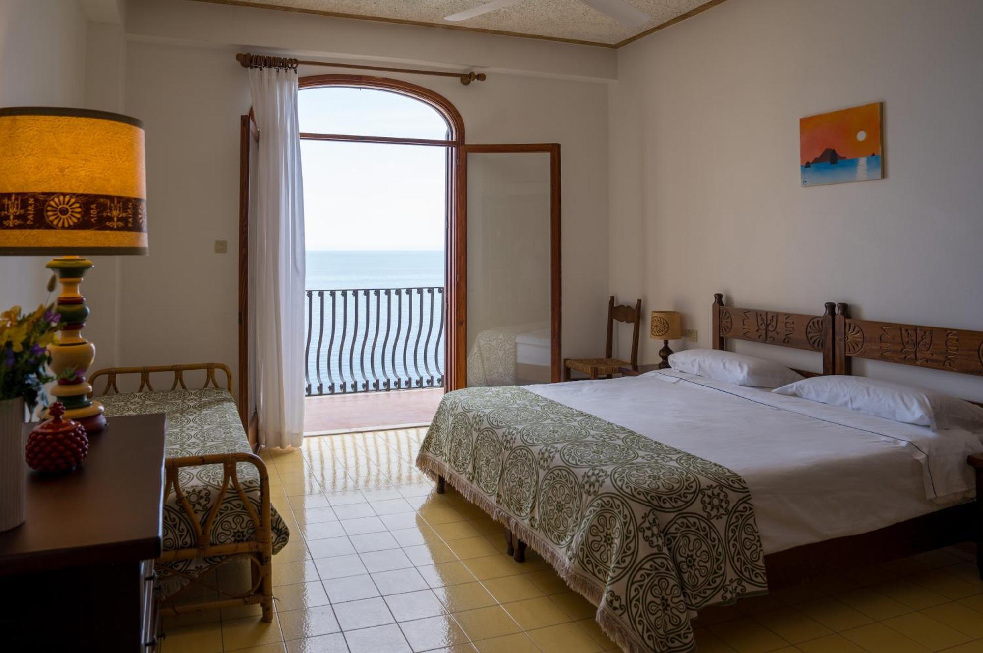 Comfort Twin Double Room