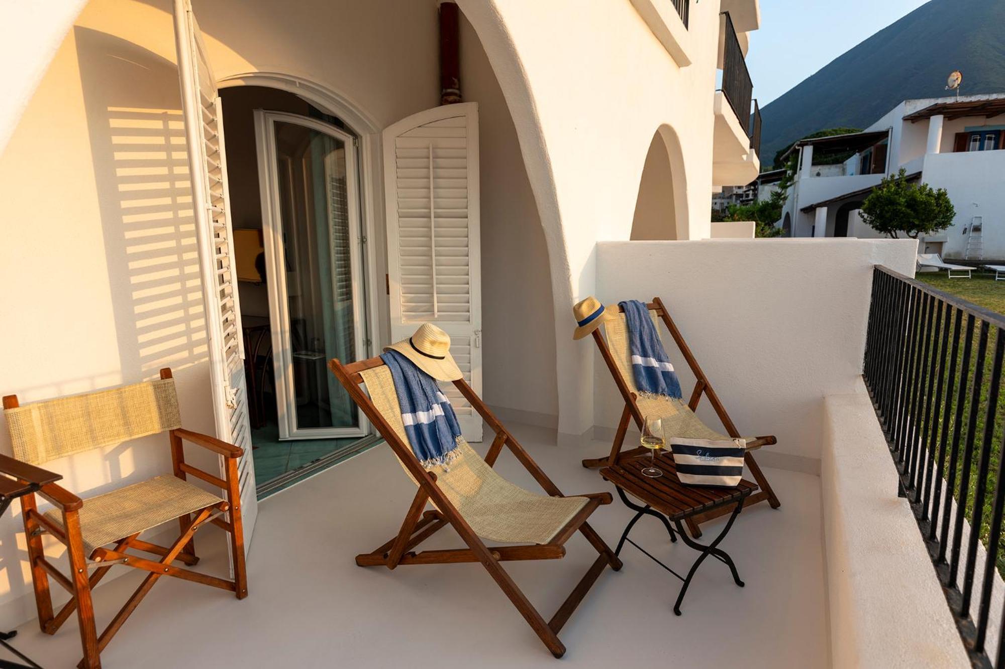 Superior Double or Twin Room Sea View