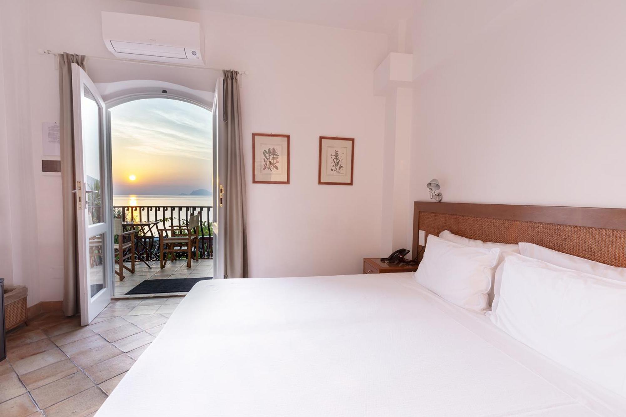Superior Double or Twin Room Sea View