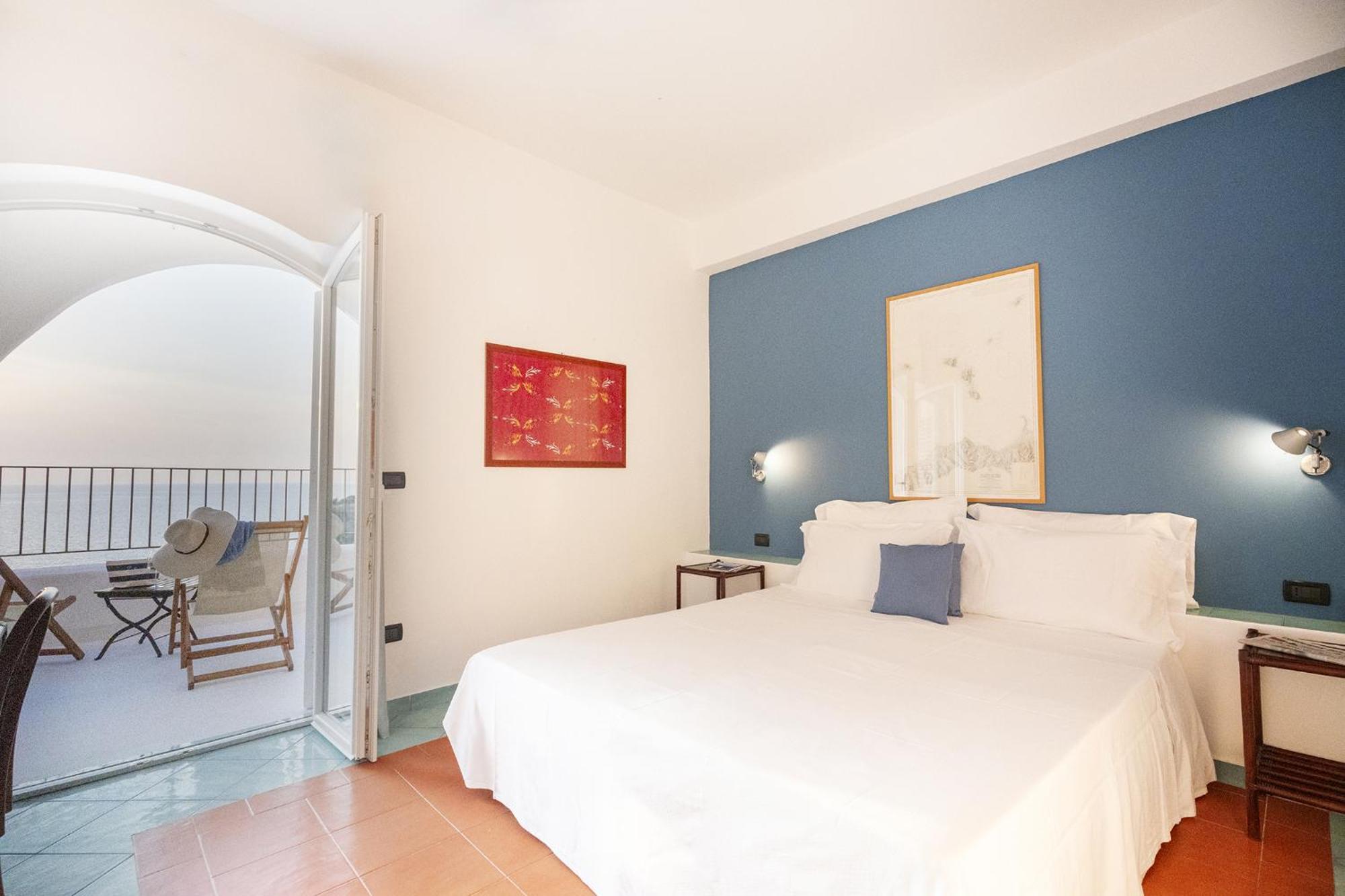 Superior Double or Twin Room Sea View