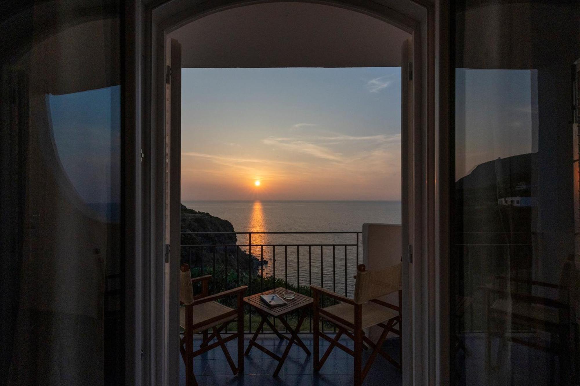 Superior Double or Twin Room Sea View