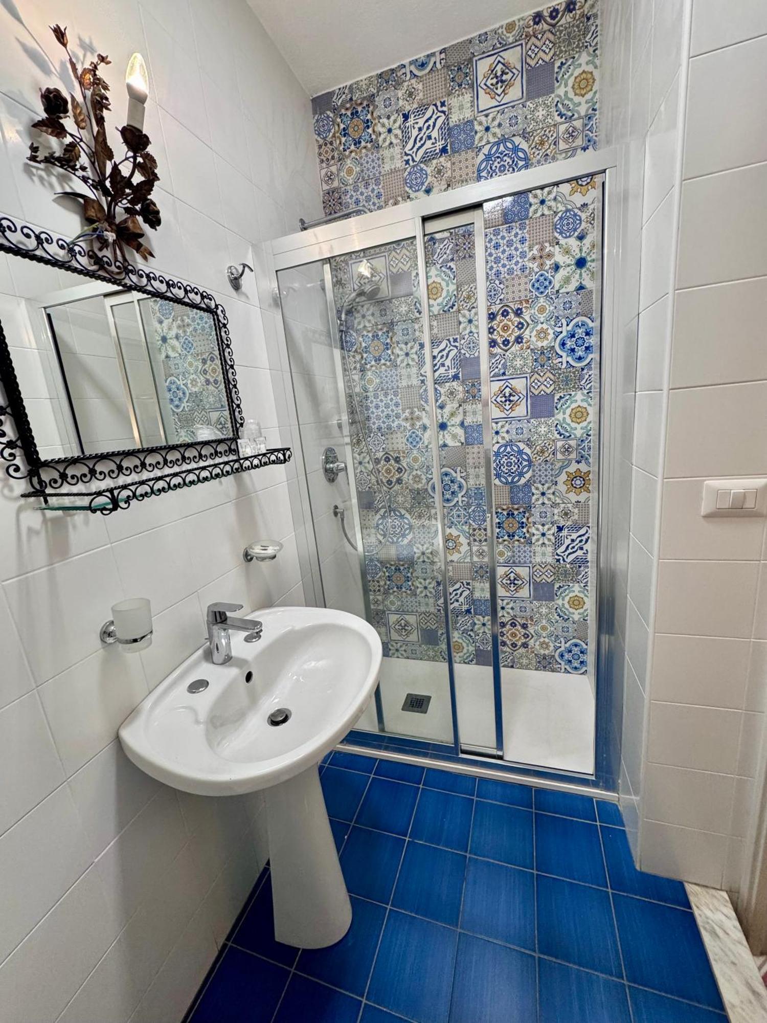 Standard Double or Twin Room Balcony