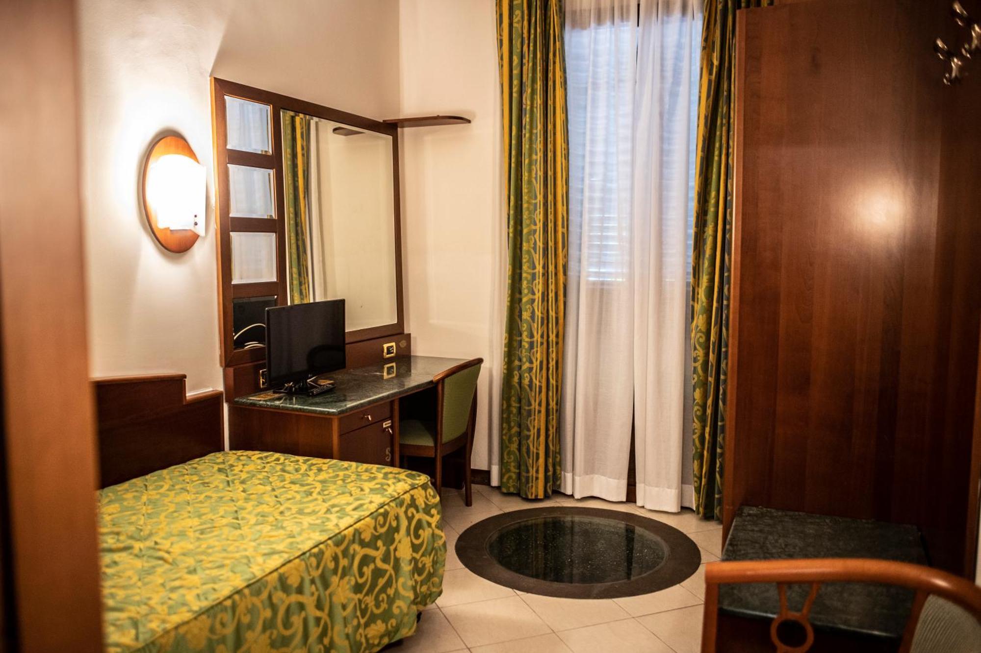 Single Room