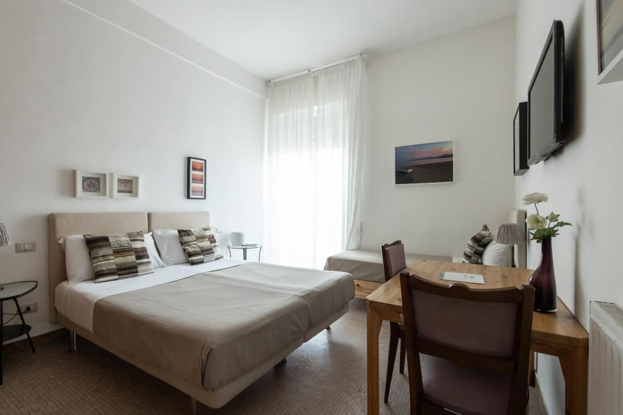 Basic Triple Room
