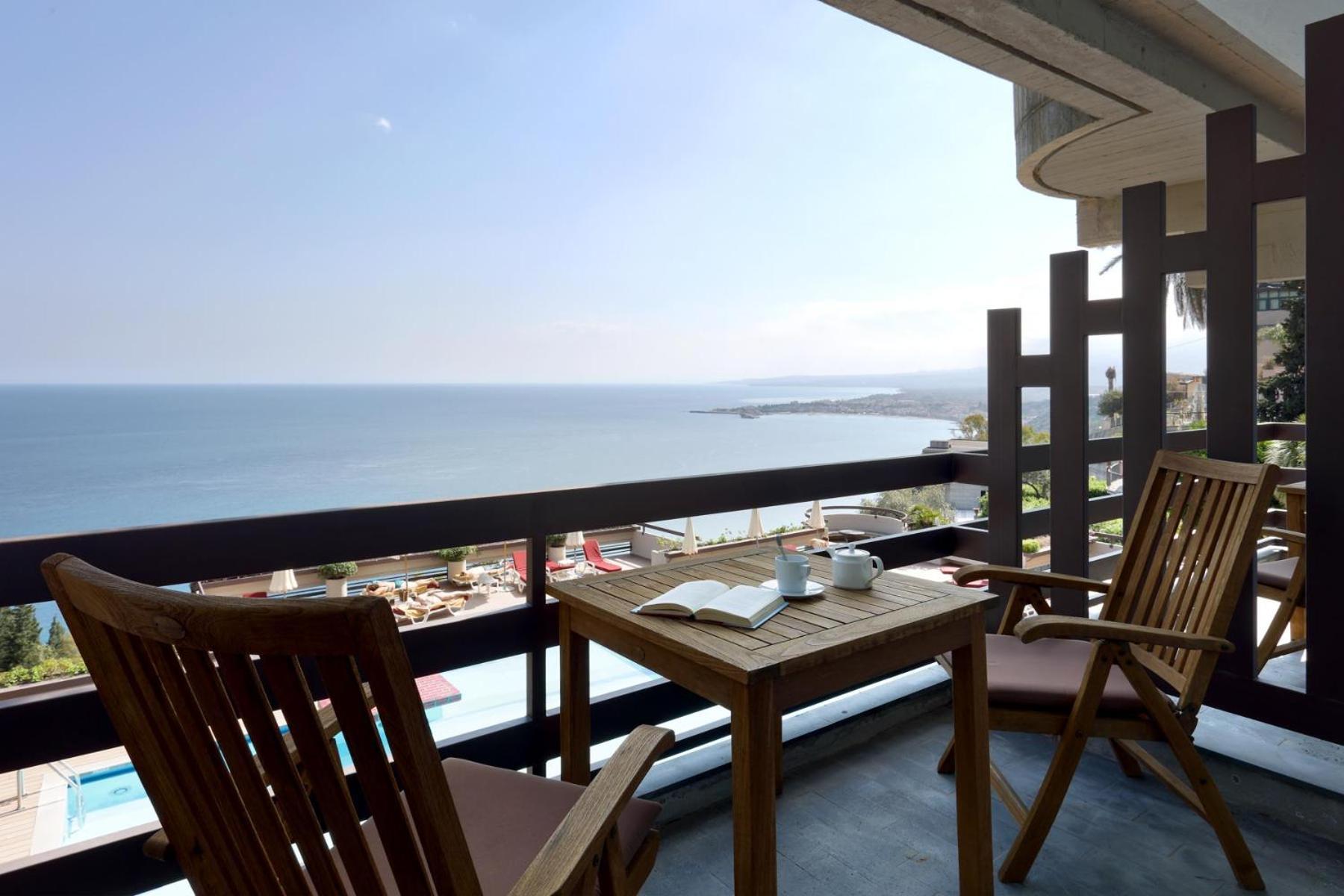 Double or Twin Room Premium Sea View