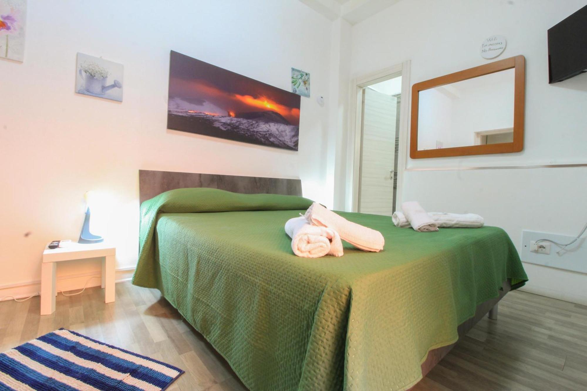 Double Room Private Bathroom
