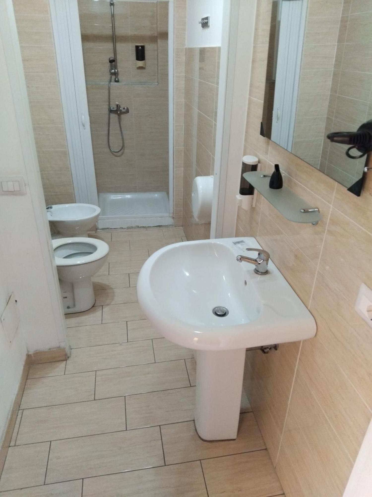 Quadruple Room Private Bathroom