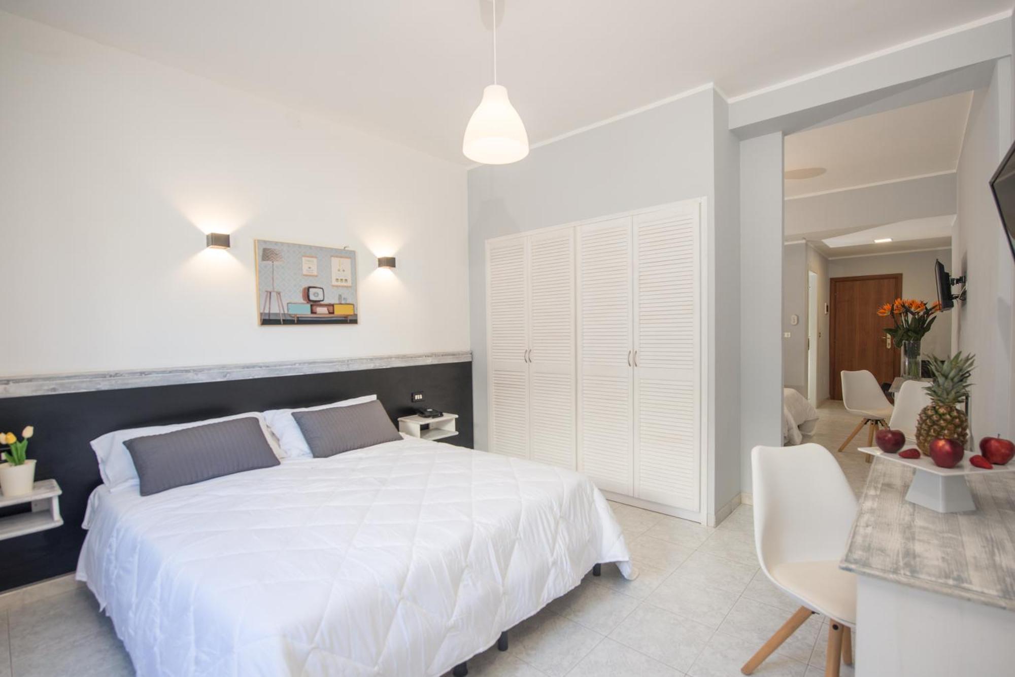 Standard Quadruple Room,1730025834:JPEG
