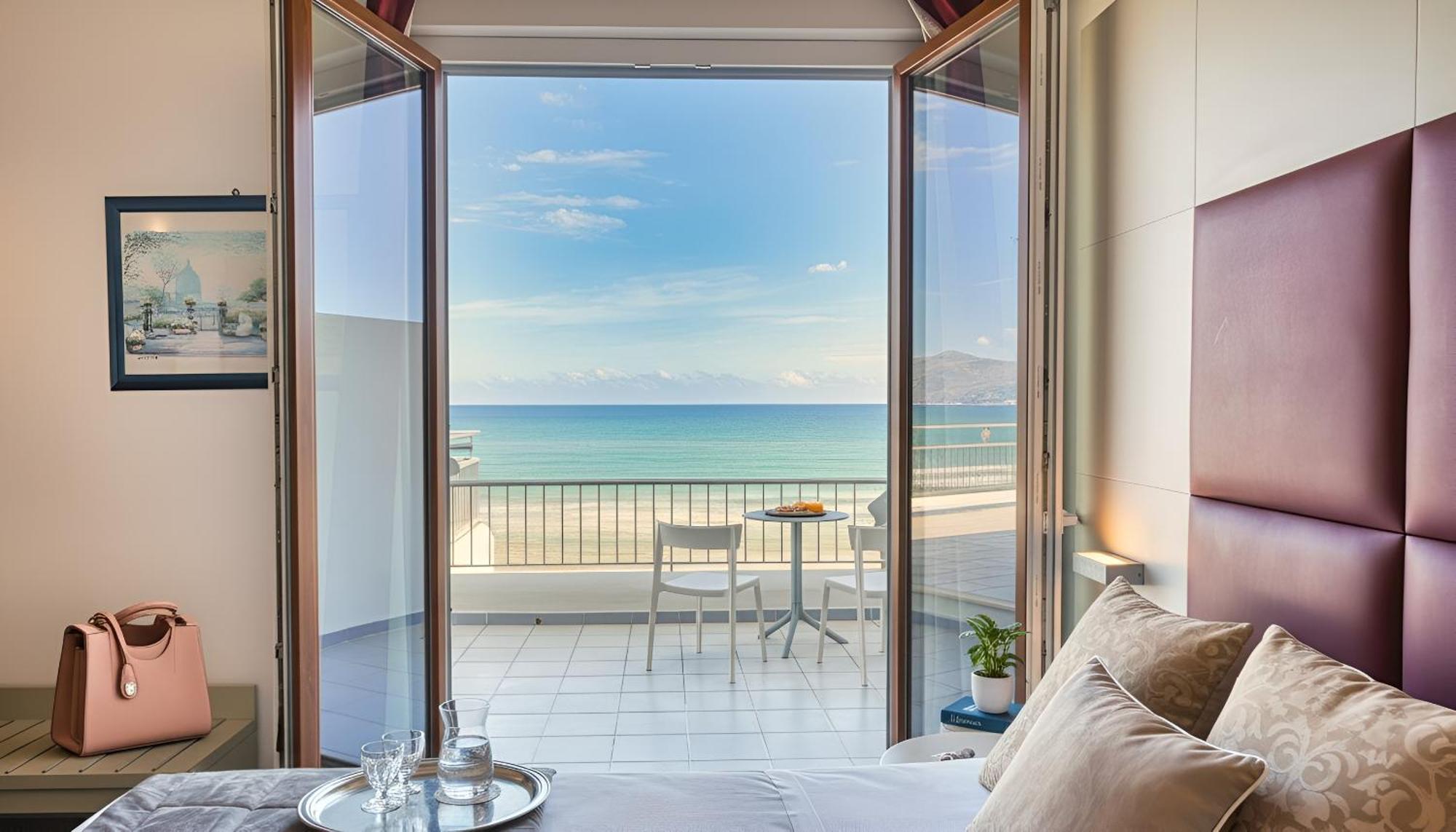 Deluxe Double Room Terrace Sea View