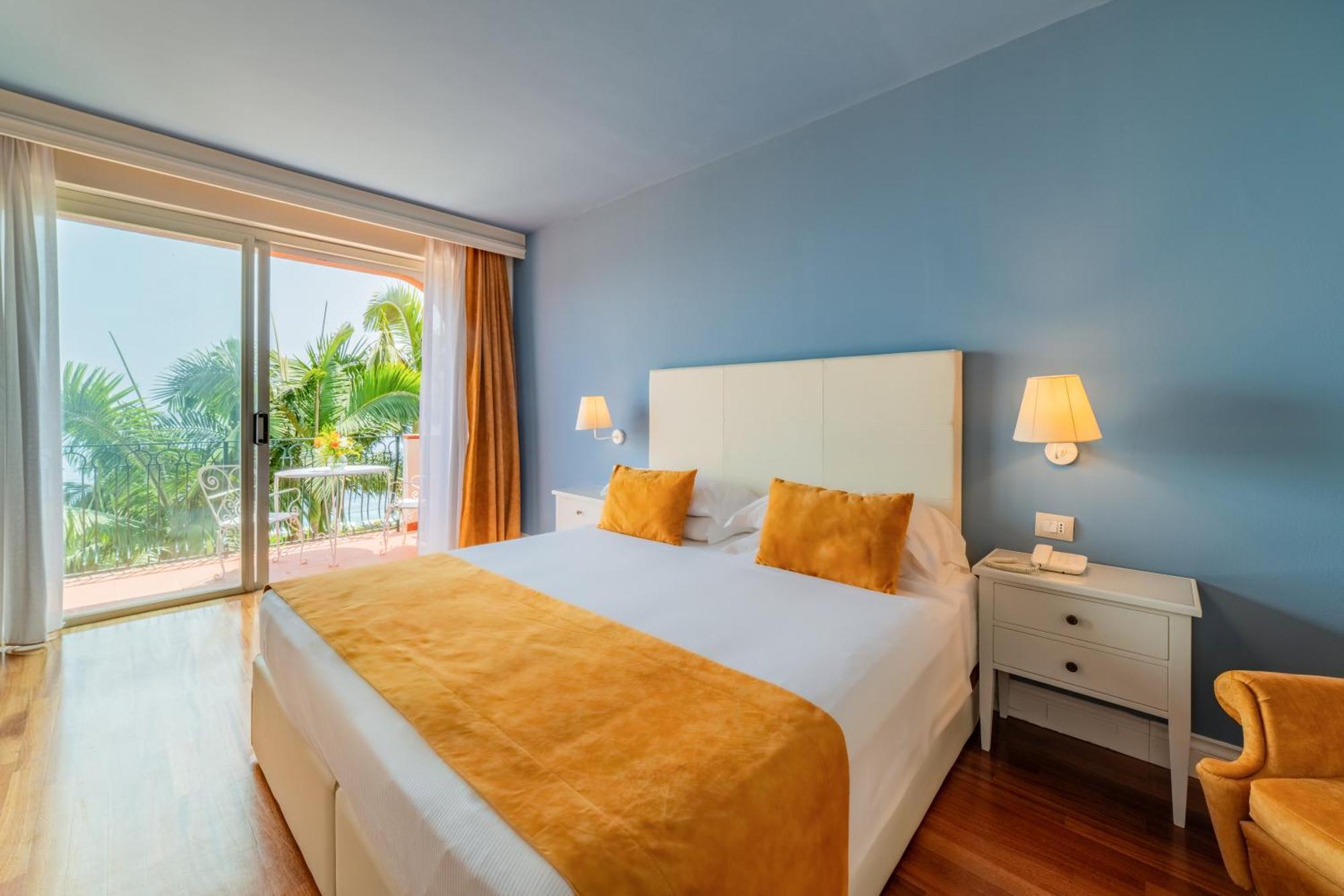 Premium Double Room Balcony Sea View Top Floor