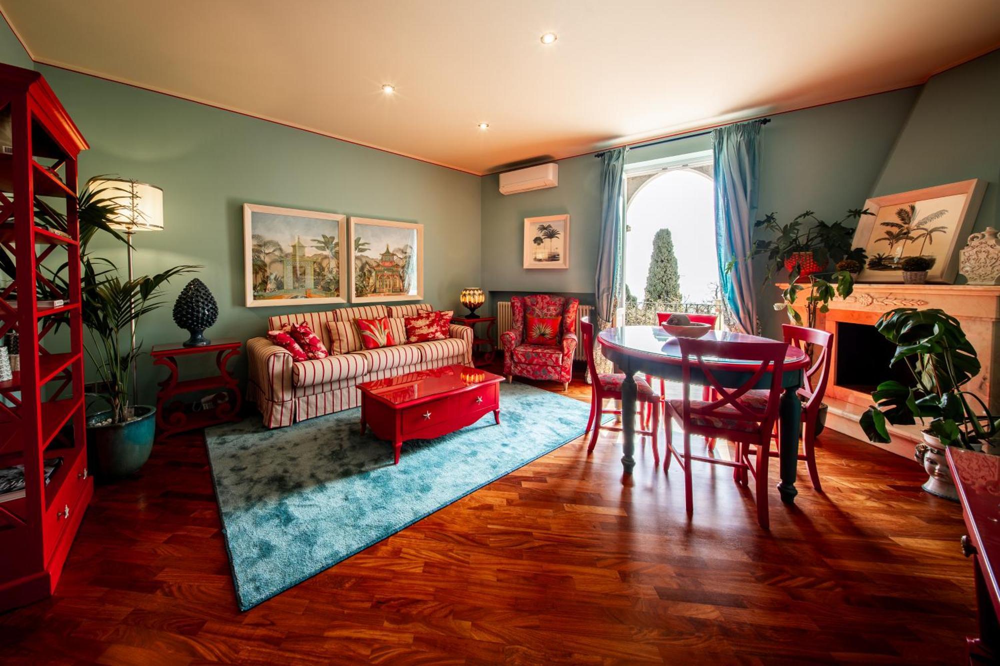 One-Bedroom Apartment Terrace Annex
