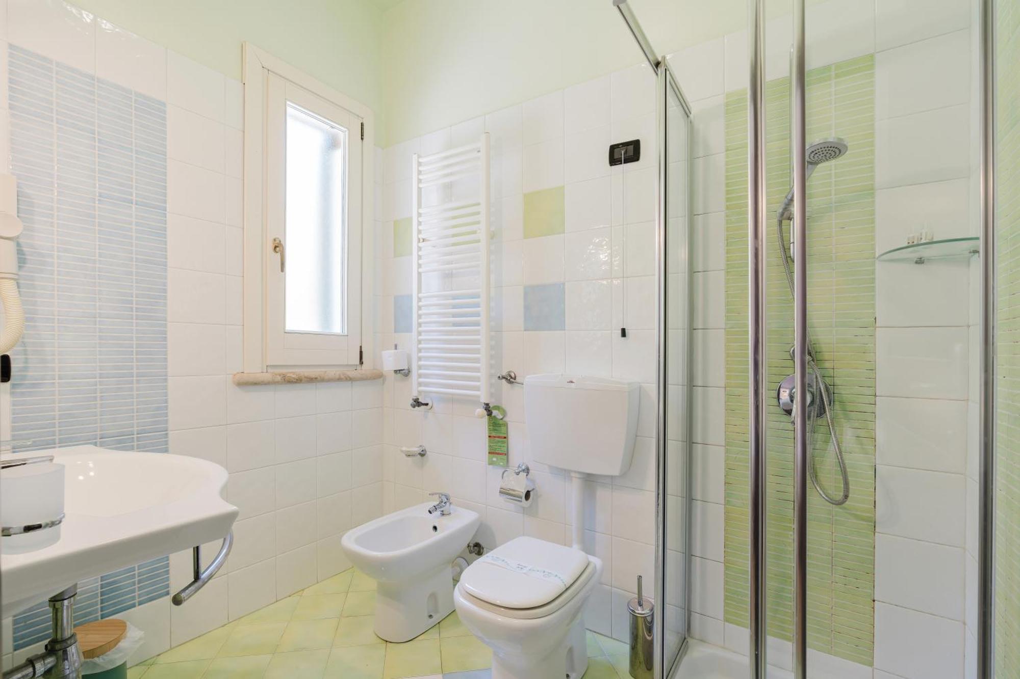 Deluxe Double Room Side Sea View