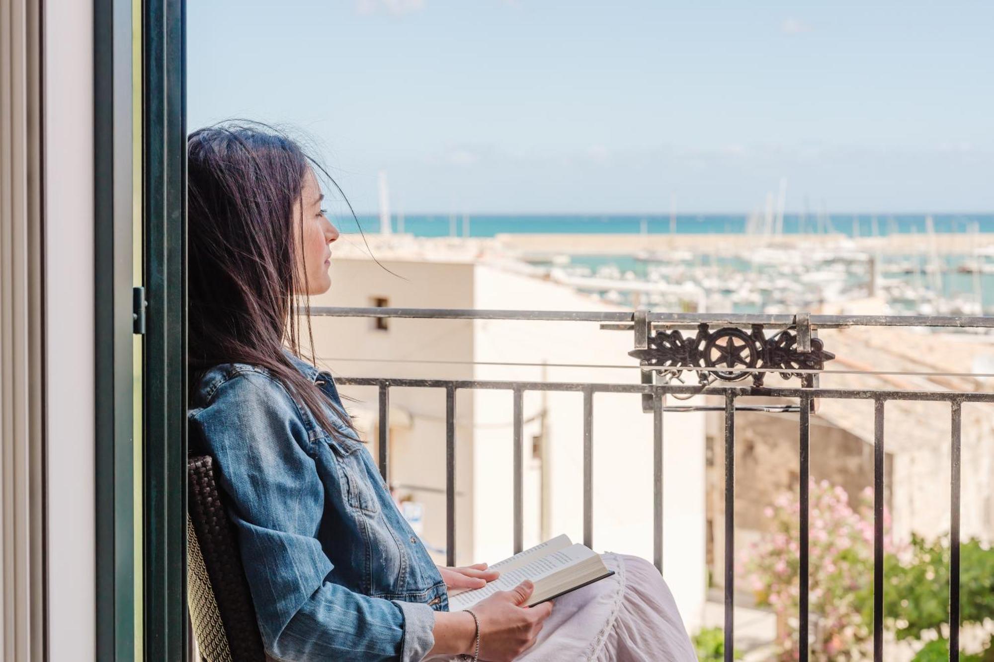 Double Room Balcony Sea View