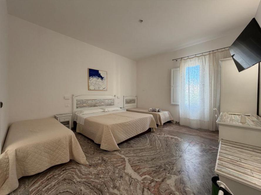 Triple Room with Balcony