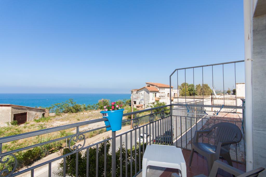 Triple Room Sea View