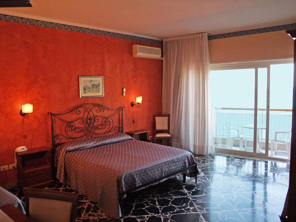 Double Room Sea View