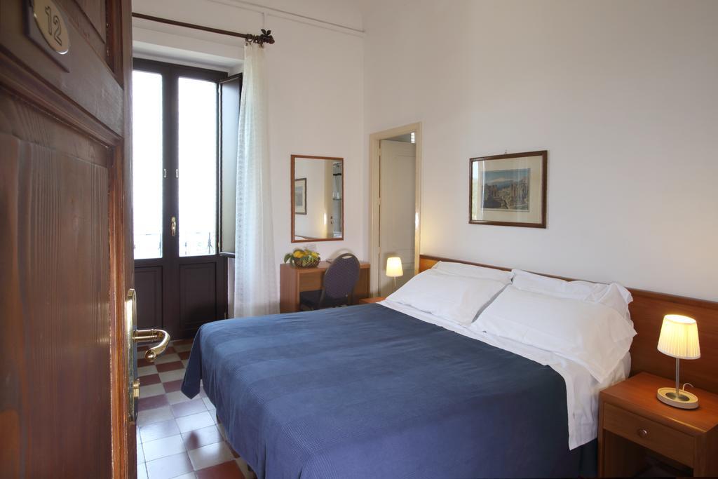 Double or Twin Room Balcony Sea View