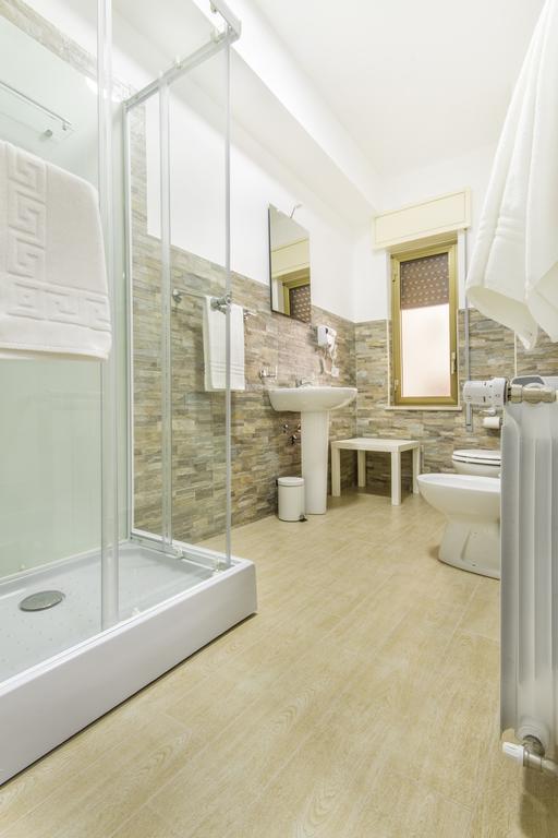 Camera Quadrupla con Bagno Privato