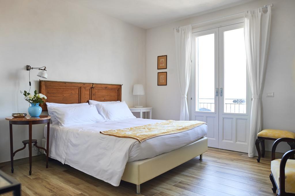Deluxe Suite Sea View