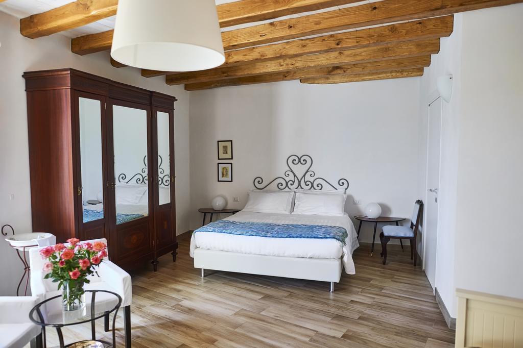 Junior Suite Partial Sea View