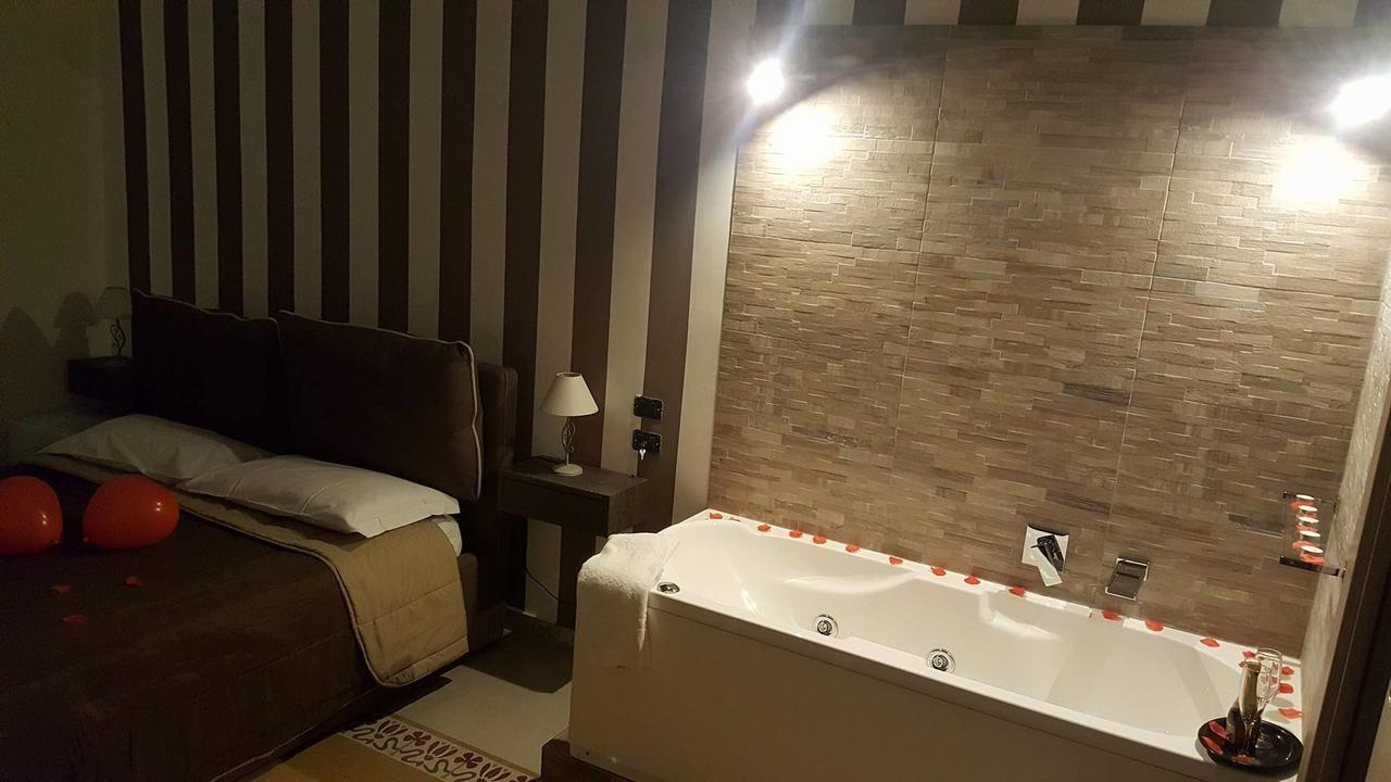 Deluxe Suite Jacuzzi