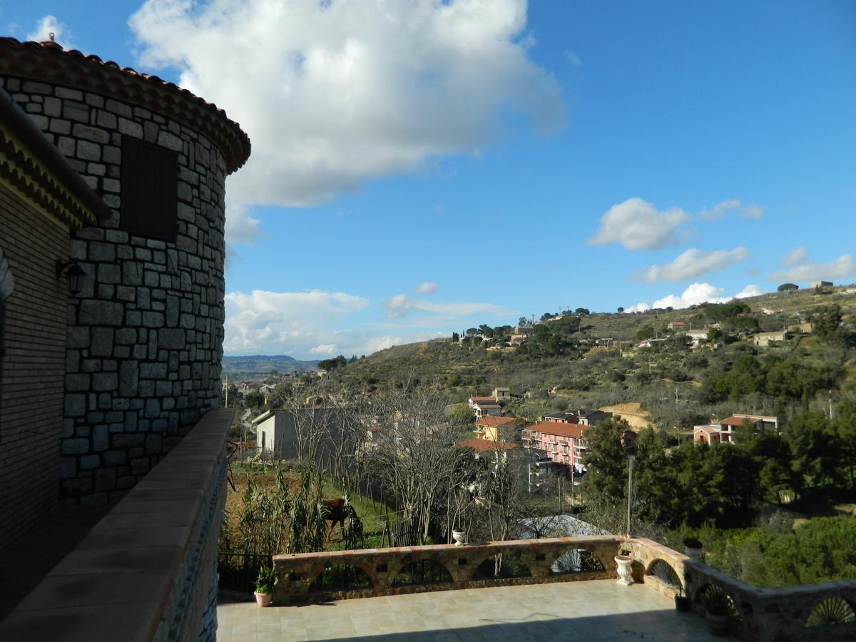 Camera Matrimoniale con Balcone