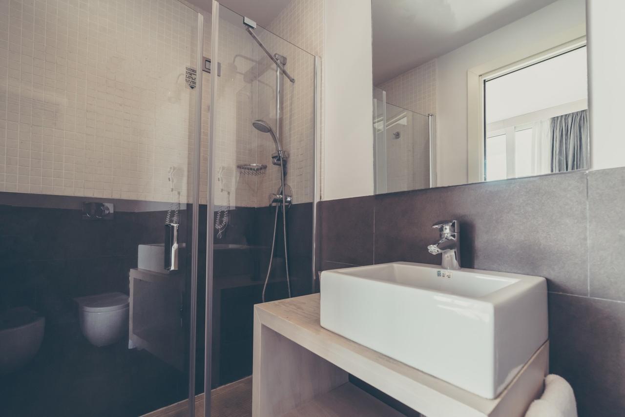 Deluxe Double or Twin Room with Balcony,629728086:JPEG
