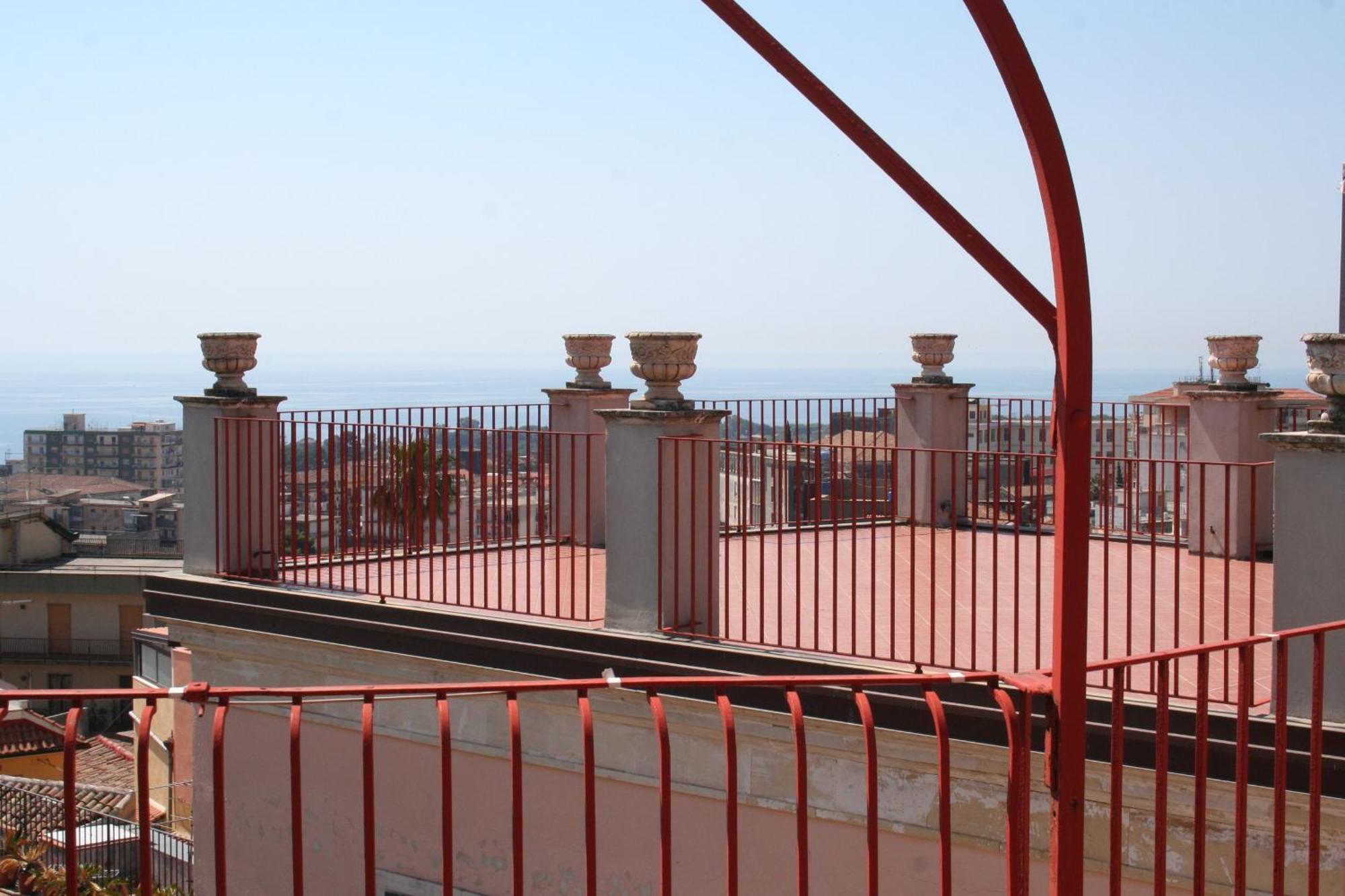 King Suite Sea View